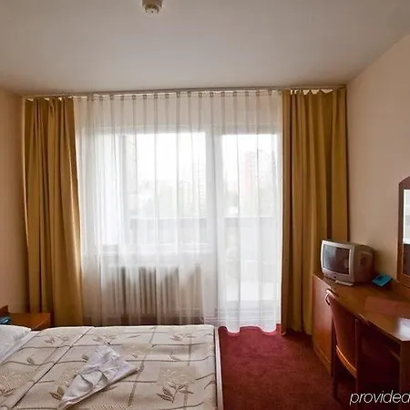 Park 4*